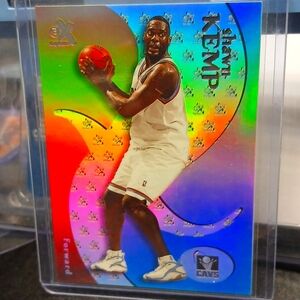 2000 Skybox EX Shawn Kemp Refractor
